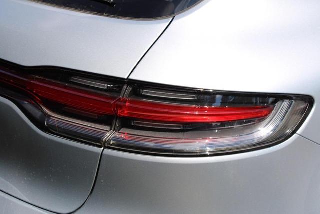 Photo of 2024 Dolomite Silver Metallic Porsche Macan