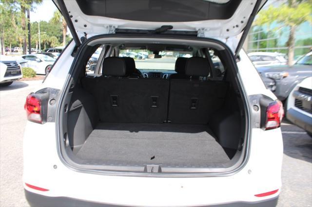 Photo of 2022 Iridescent Pearl Tricoat Chevrolet Equinox