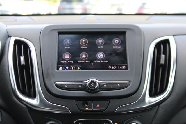 Photo of 2022 Iridescent Pearl Tricoat Chevrolet Equinox