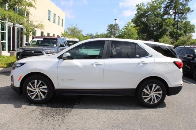 Photo of 2022 Iridescent Pearl Tricoat Chevrolet Equinox