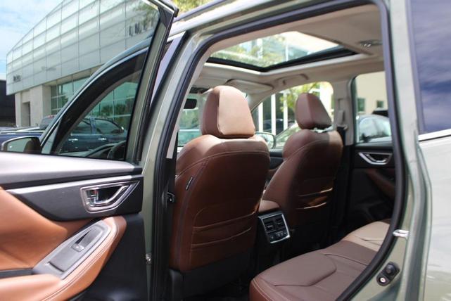 Photo of 2021 Jasper Green Metallic Subaru Forester