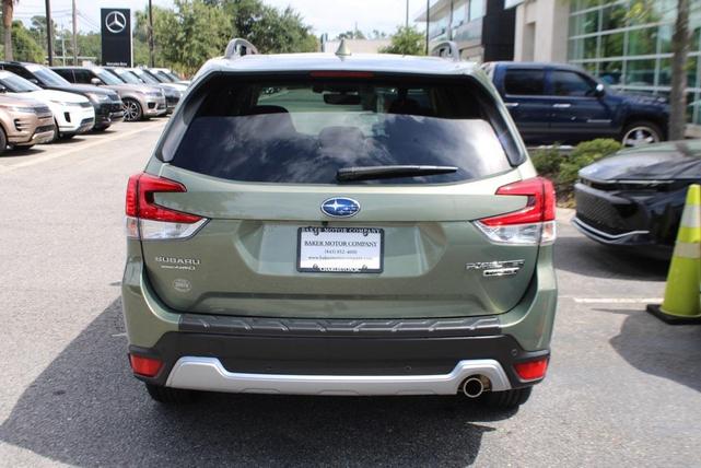 Photo of 2021 Jasper Green Metallic Subaru Forester