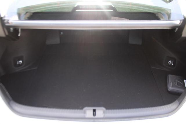 Photo of 2023 Iridium Lexus ES 350