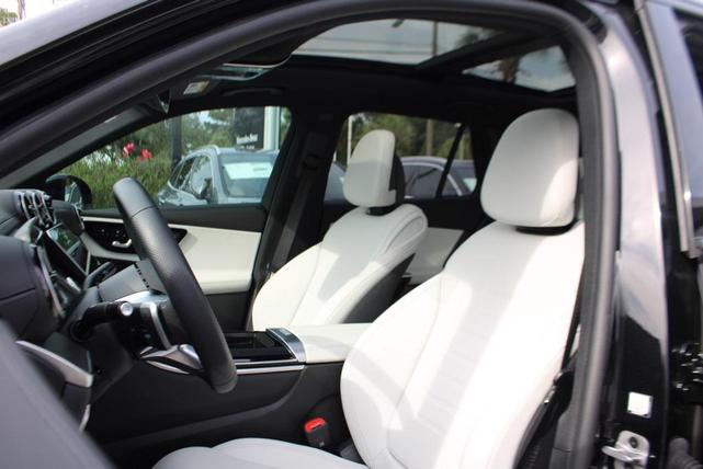 Photo of 2025 Obsidian Mercedes-Benz GLC 350e