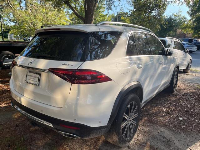 Photo of 2025 Polar/Macchiato Mercedes-Benz GLE 450e