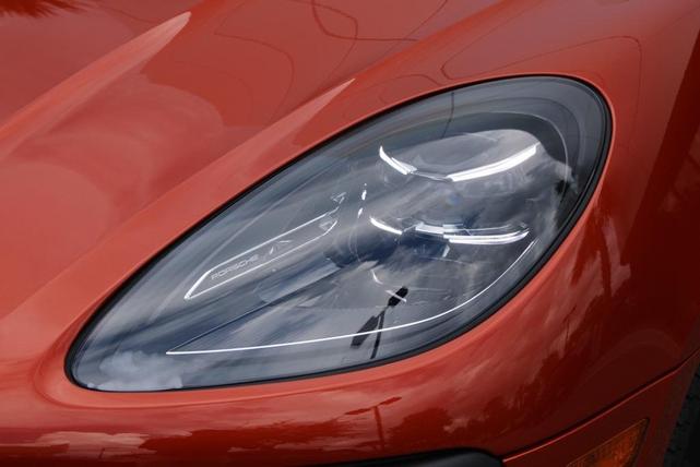 Photo of 2024 Papaya Metallic Porsche Macan