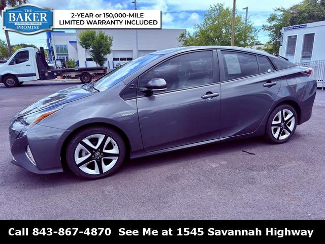 Photo of 2017 Magnetic Gray Metallic Toyota Prius
