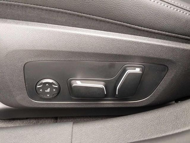 Photo of 2025 Gray Metallic BMW i4 Gran Coupe