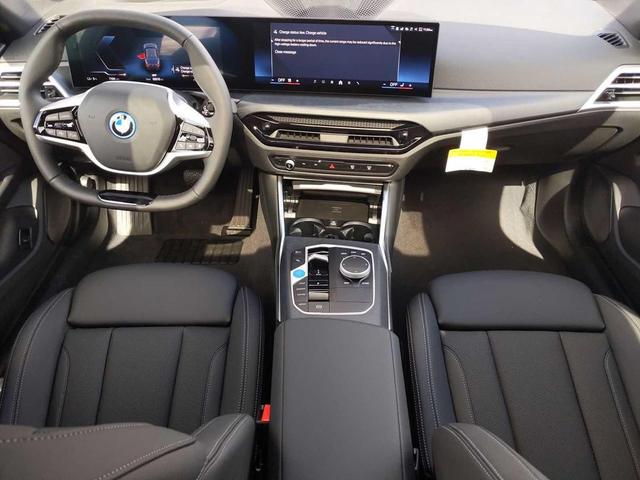 Photo of 2025 Gray Metallic BMW i4 Gran Coupe