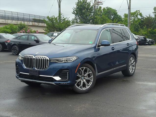 2022 BMW X7