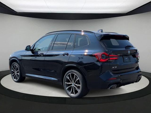 Photo of 2023 Carbon Black Metallic BMW X3