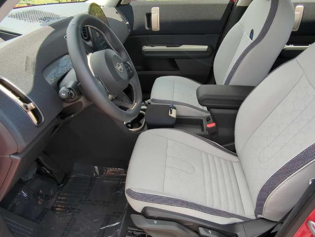Photo of 2025 Chili Pepper Red MINI Countryman