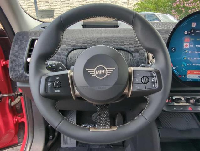 Photo of 2025 Chili Pepper Red MINI Countryman