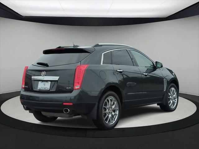 Photo of 2015 Graphite Metallic Cadillac SRX