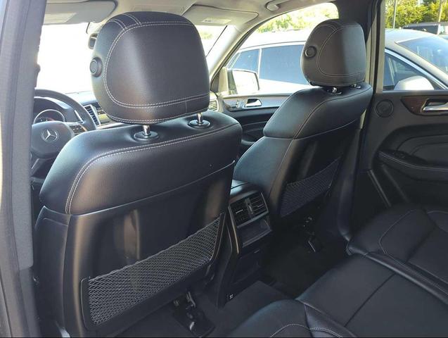Photo of 2014 Black Mercedes-Benz M-Class