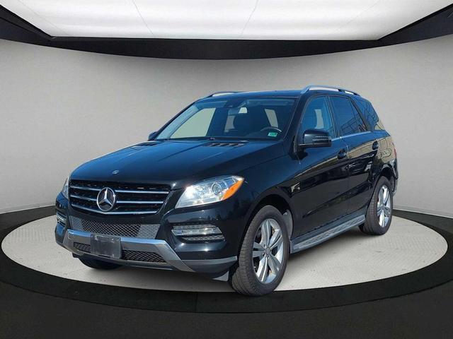 Photo of 2014 Black Mercedes-Benz M-Class