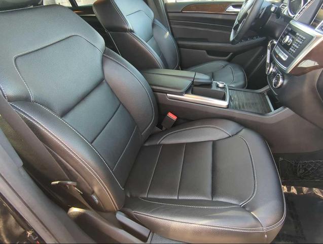 Photo of 2014 Black Mercedes-Benz M-Class