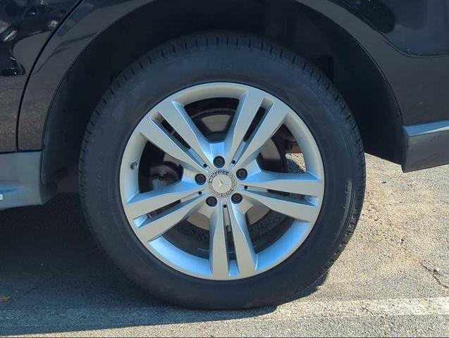Photo of 2014 Black Mercedes-Benz M-Class