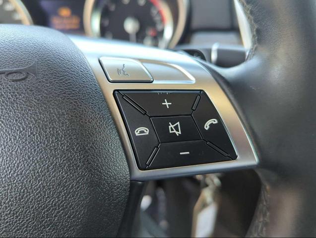Photo of 2014 Black Mercedes-Benz M-Class