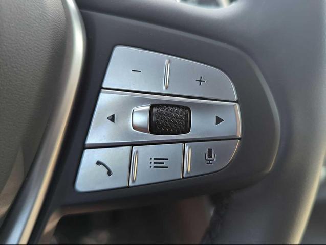 Photo of 2024 Gray Metallic BMW X3