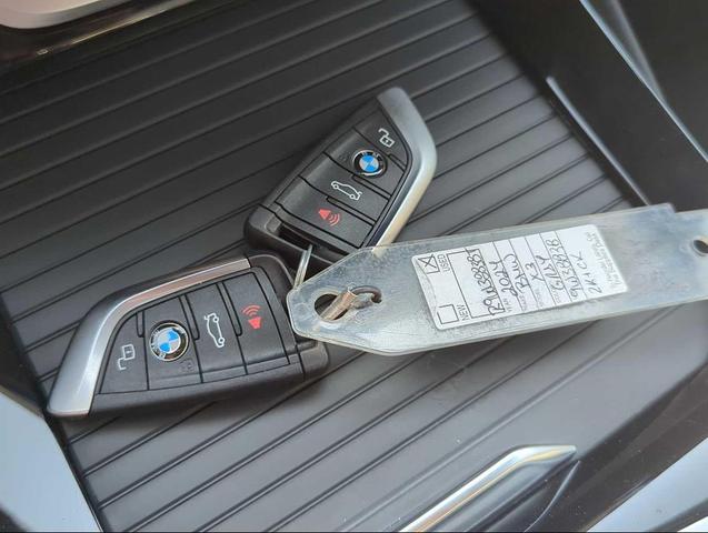 Photo of 2024 Gray Metallic BMW X3