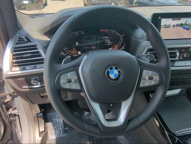 Photo of 2024 Gray Metallic BMW X3