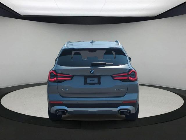 Photo of 2024 Gray Metallic BMW X3