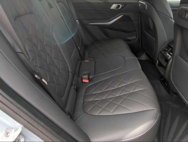 Photo of 2024 Gray Metallic BMW X5