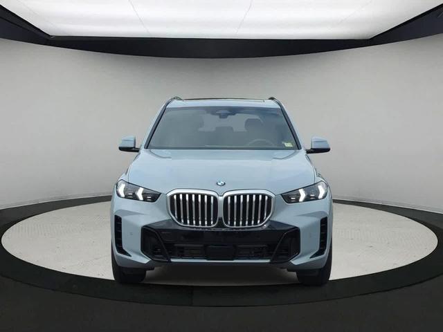 Photo of 2024 Gray Metallic BMW X5