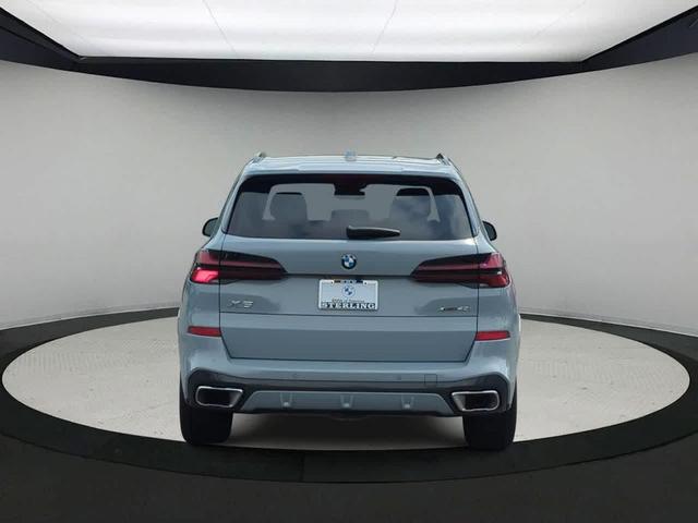 Photo of 2024 Gray Metallic BMW X5