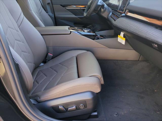 Photo of 2025 Dark Graphite Metallic BMW i5