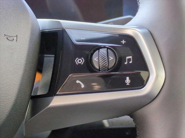 Photo of 2025 Dark Graphite Metallic BMW i5