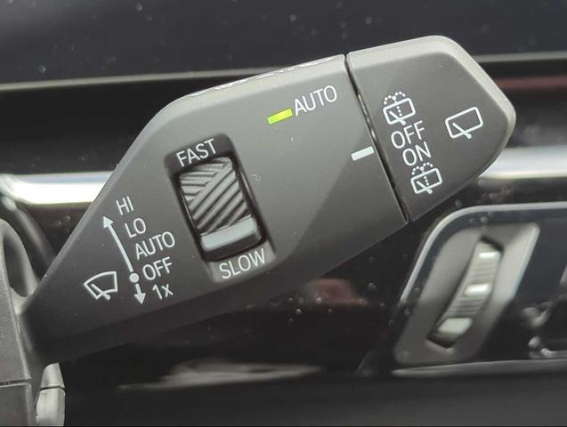 Photo of 2025 Black Sapphire Metallic BMW X1
