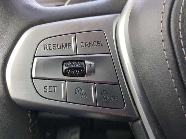 Photo of 2024 Black BMW X7