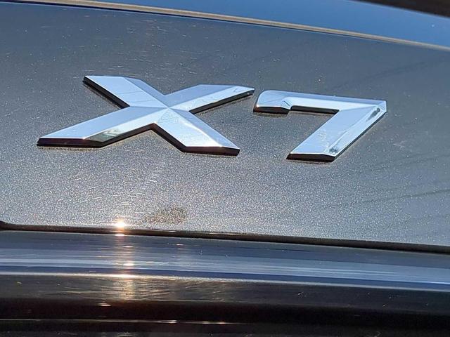Photo of 2024 Black BMW X7