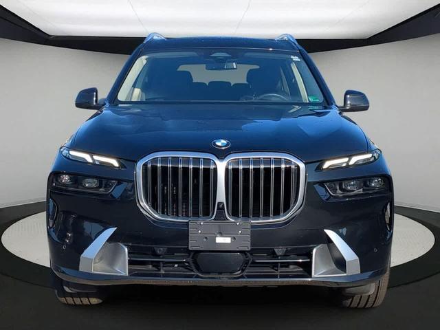 Photo of 2024 Black BMW X7