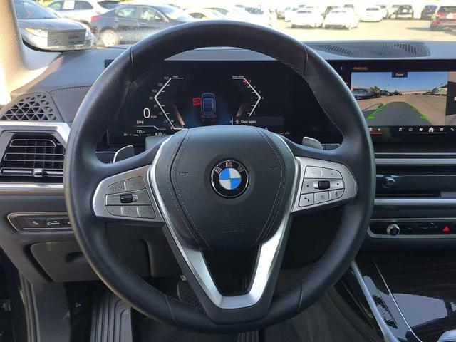 Photo of 2024 Black BMW X7