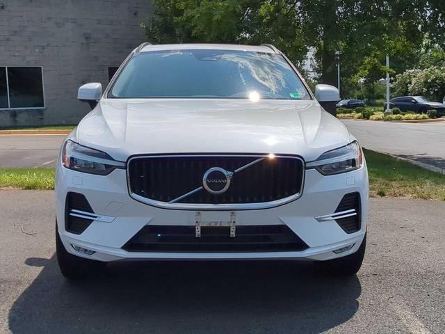 Photo of 2022 White Volvo XC60