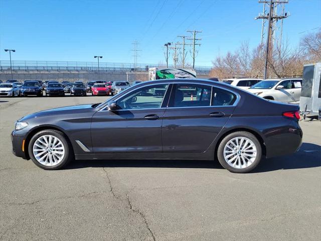 Photo of 2023 Dark Graphite Metallic BMW 530