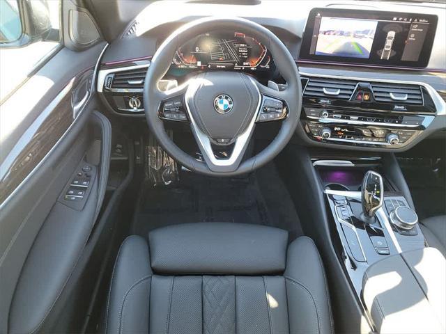 Photo of 2023 Dark Graphite Metallic BMW 530