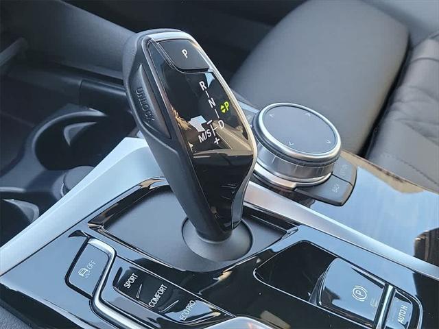 Photo of 2023 Dark Graphite Metallic BMW 530