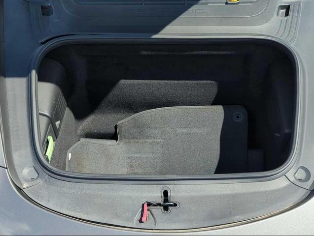 Photo of 2014 Gray Porsche Boxster