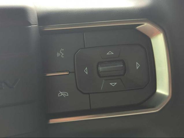 Photo of 2025 Black GMC HUMMER EV SUV