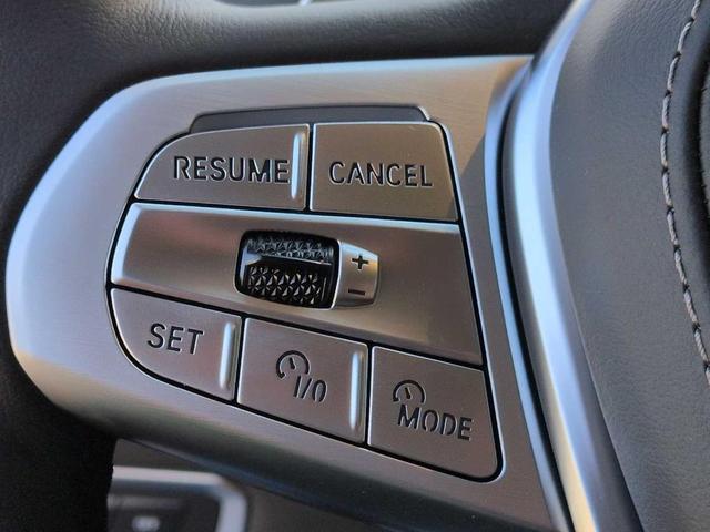 Photo of 2026 Blue Ridge Mountain Metallic BMW X7