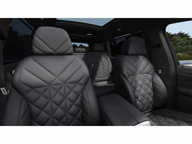 Photo of 2026 Gray Metallic BMW X7