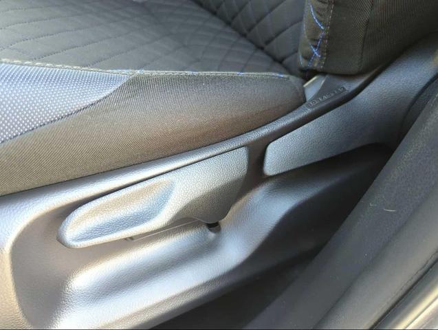 Photo of 2022 Gray Toyota C-HR