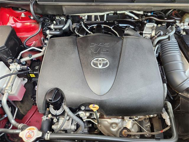 Photo of 2022 Ruby Flare Pearl Toyota Highlander