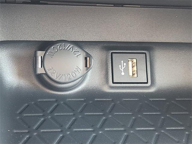 Photo of 2025 Ice Toyota RAV4 Hybrid
