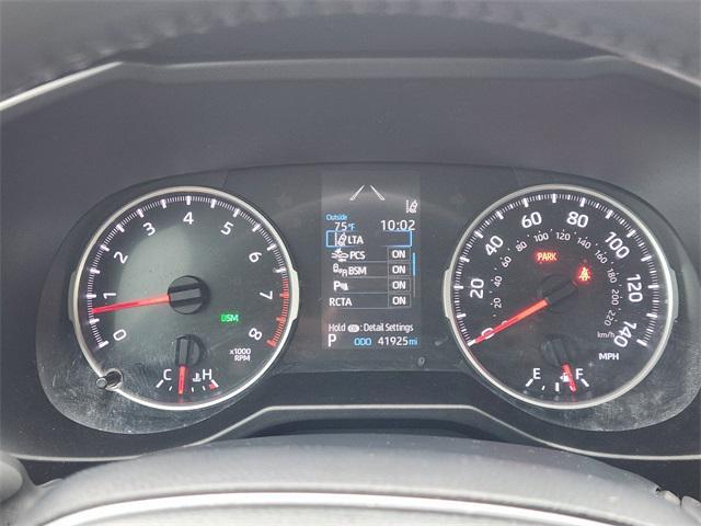 Photo of 2019 Gray Toyota RAV4