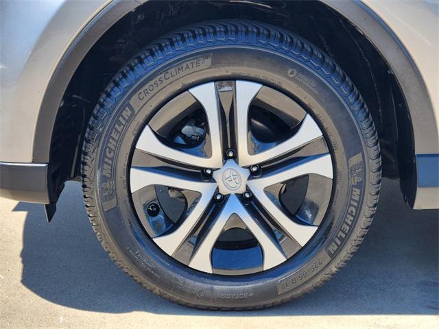 Photo of 2017 Silver Sky Metallic Toyota RAV4